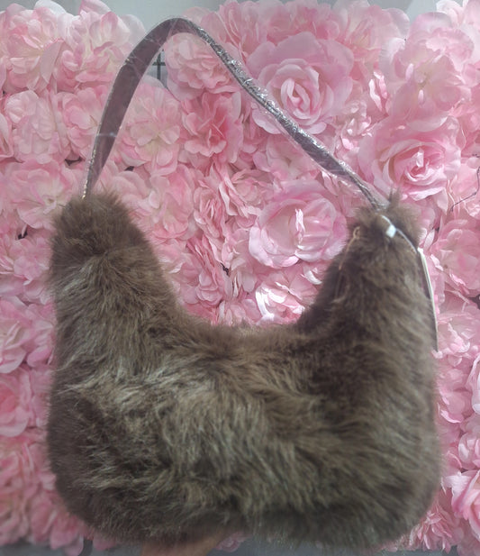 Borsa Pelliccia Elegante - Accessorio Invernale Luxury Donna